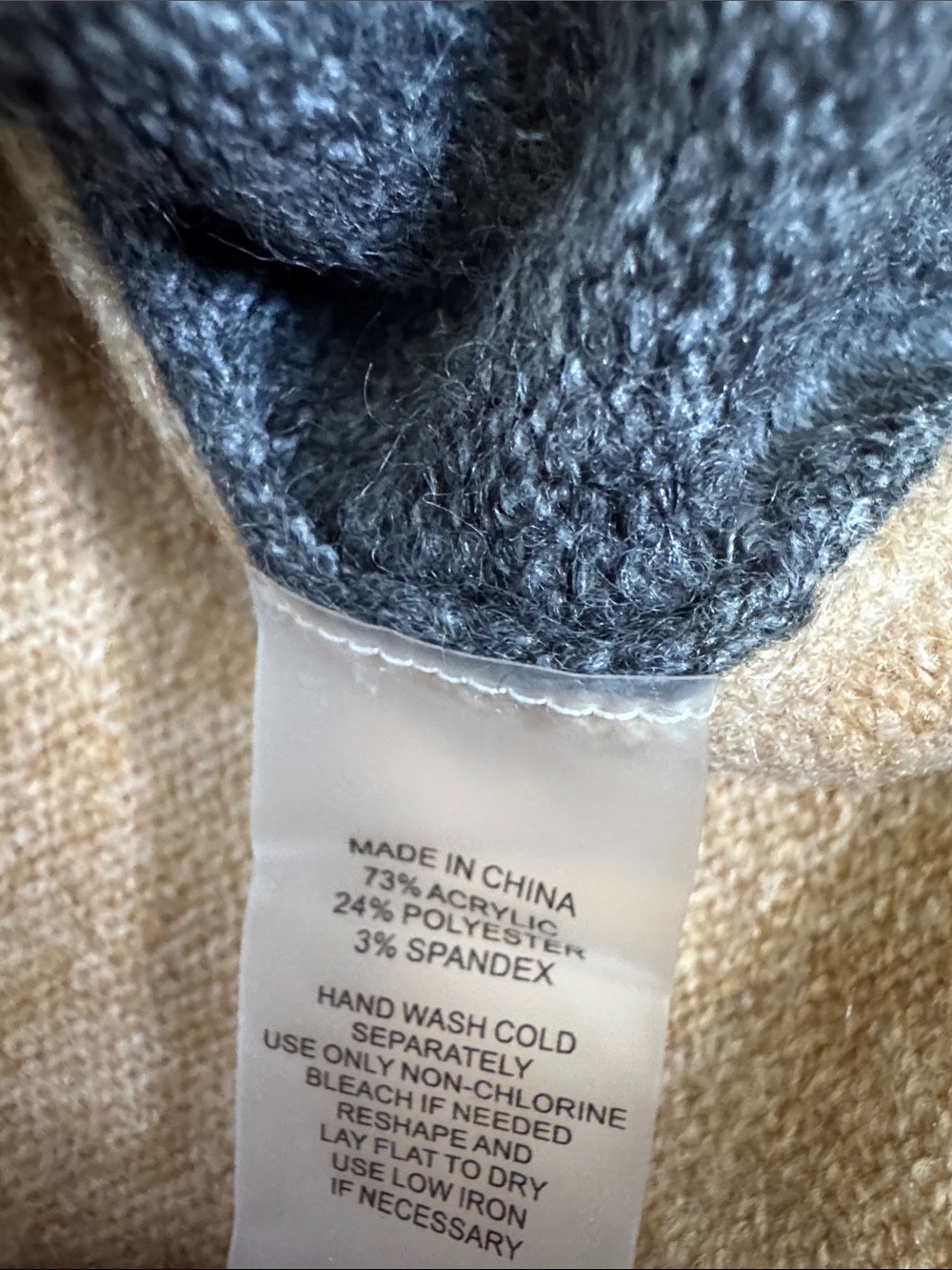 NEW — Vince Camaro Color Block Sweater - Picture 5 of 5